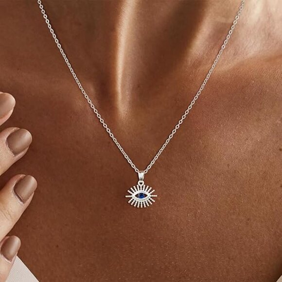 Neiman Marcus Silver Plated CZ Gold Evil Eye Heart Gold Necklace - Picture 3 of 5